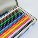 ⁦الوان خشبية فاخرة داكنة دومز في علبة حديد 12 لون⁩ - الصورة ⁦2⁩