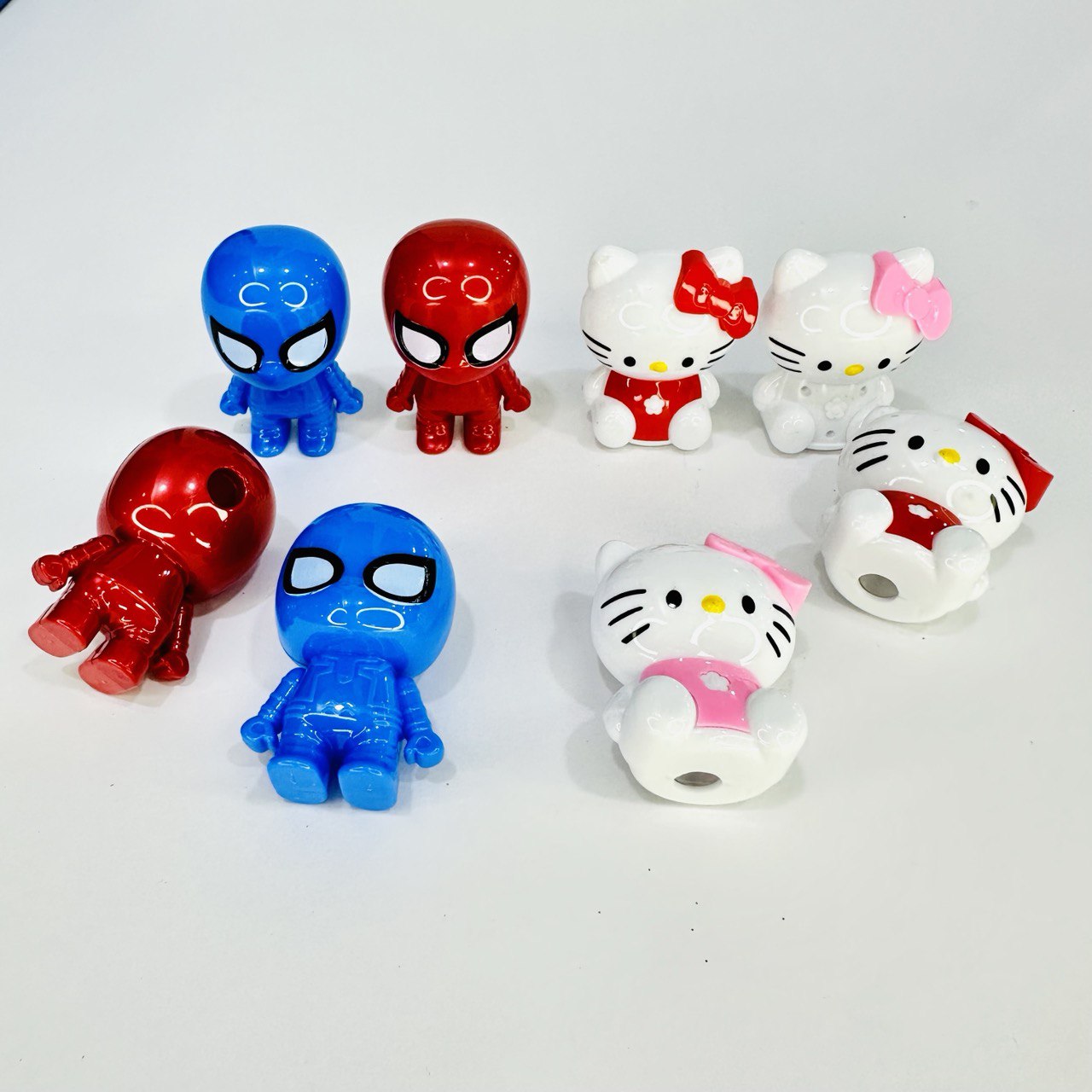 photo_1_2024-01-30_12-11-33 براية رسومات اطفال هدية سبايدر + هللو كيتي - الصورة 1