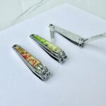 قلامة أظافر للكبار