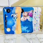 طاولة دراسة خشبية رسومات للدراسة و اللابتوب