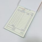 ⁦دفتر فواتير مكربن 1+1 فاتورة مقاس 17*11 سم⁩ - الصورة ⁦2⁩