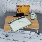 ⁦طاولة دراسة خشبية قابلة للطي يمكن حملها للكتابة الصحيحة للاطفال⁩ - الصورة ⁦6⁩