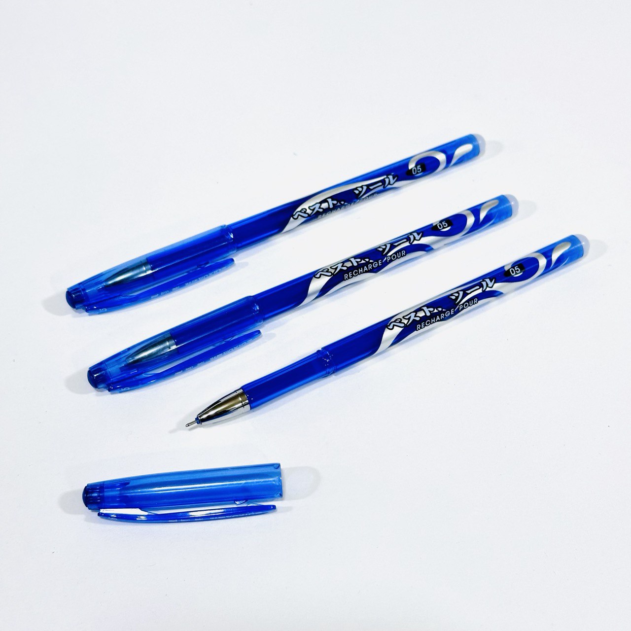 photo_2_2024-02-04_14-11-11 قلم حبر أزرق مع محاية - بيرو محاية - الصورة 1