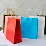 ⁦كيس هدايا ورقي مقاس 26*21 سم⁩ - الصورة ⁦4⁩