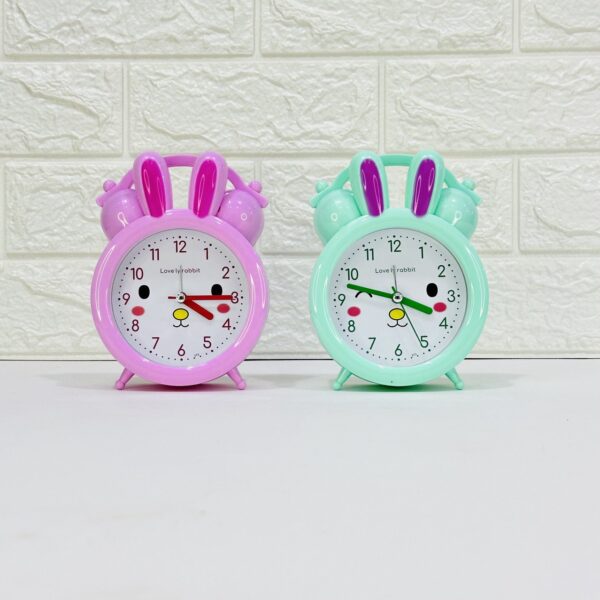 ساعة منبه فياق أرنوب جانب السرير تعمل بالبطارية