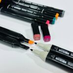 ⁦مجموعة اقلام ماركر لطلبة التصميم الداخلي والمعماري والرسامين رأسين غليظ ورقيق 36 درجة لون ماجلان⁩ - الصورة ⁦2⁩