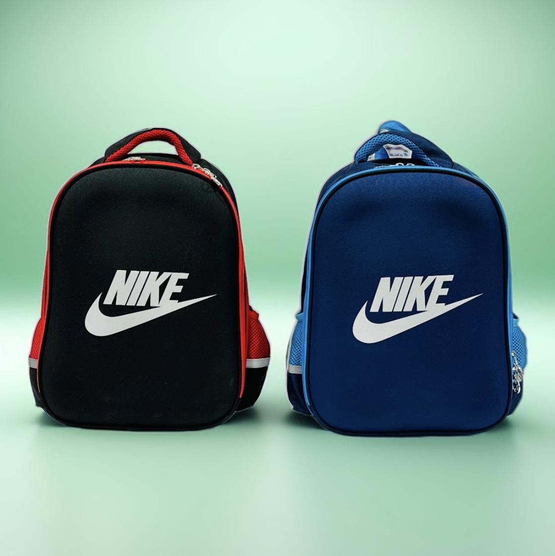 IMG_1747 حقيبة رياضية ممتازة 2 جيوب NIKE سوستة درجة اولى - الصورة 1