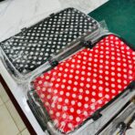 ⁦حقيبة الطلعات والنزهات منقطه مناسبة للرحلات والتنزه لحفظ الأطعمه والمشروبات⁩ - الصورة ⁦2⁩