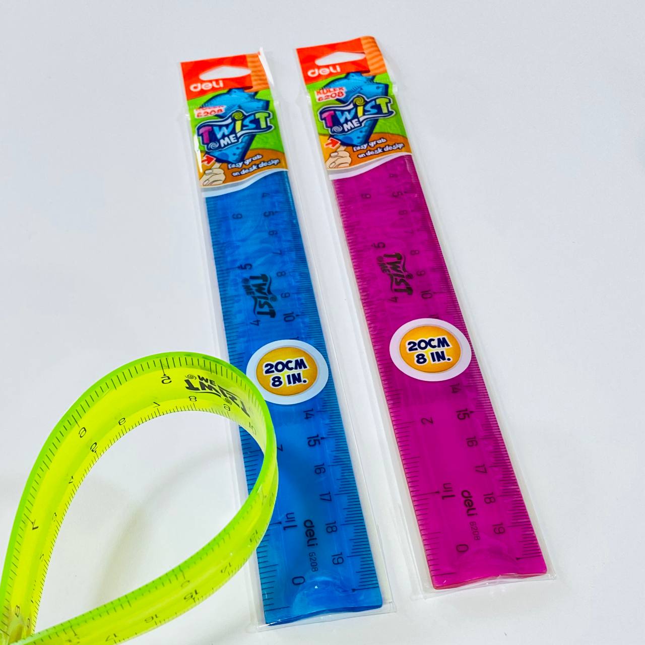 photo_1_2024-08-21_14-31-28 مسطرة 20 سم مرنة ضد الكسر من Deli - الصورة 1