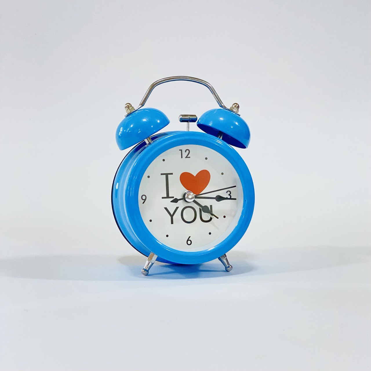 photo_2_2024-08-12_15-06-55 ساعة منبه فياق كلاسيكي حديد مع اضاءة بطارية واحدة - الصورة 1