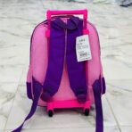 ⁦حقيبة عجلات روضة بنوتة كيوت 3 جيوب جر⁩ - الصورة ⁦3⁩