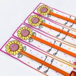 ⁦هدية أطفال عودة المدرسة كرت اهداء مع قلم مجموعة 6 قطع⁩ - الصورة ⁦2⁩