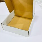 ⁦بوكس كارتون أبيض للهدايا وأصحاب المشاريع الصغرى⁩ - الصورة ⁦4⁩