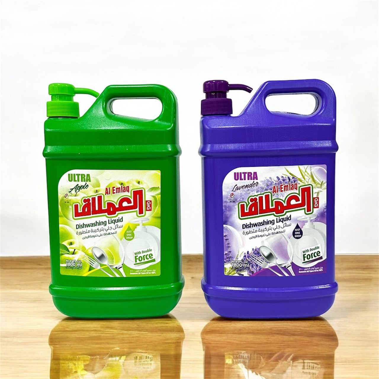 IMG_3254 صابون سائل العملاق للصحون والأواني بتركيبة المحافظ على نعومة اليدين 1800 مل - الصورة 1