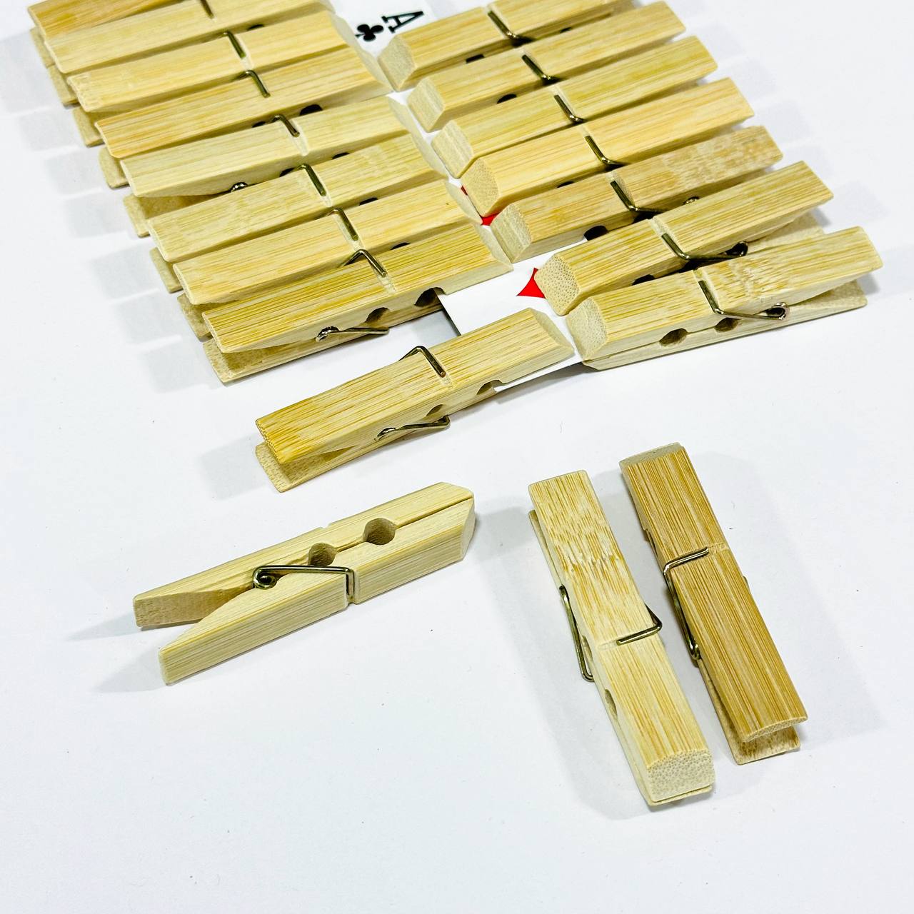 photo_1_2024-10-22_23-37-42 مجموعة مساكات ملابس خشبية عدد 20 مساكة - الصورة 1