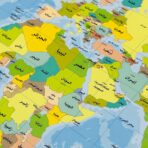 ⁦وسيلة خريطة الوطن العربي & العالم مقاس 70*50 سم Fn⁩ - الصورة ⁦3⁩