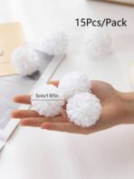 ⁦مجموعة رأس ورد زينة ابيض عدد 30 وردة صناعي للتغليف والتزيين في الحفلات زهور بيضاء⁩ - الصورة ⁦2⁩