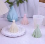 ⁦قالب سيليكون على شكل فستان زفاف لصب ديكور الشمع معطرة WFHM77⁩ - الصورة ⁦3⁩