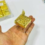 ⁦مجموعة علب توزيعات للمناسبات12 علبة اكريليك مع غطاء ذهبي مزخرف⁩ - الصورة ⁦5⁩