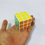 ⁦مكعب روبيك السحري مقاس 5.5*5.5 سم⁩ - الصورة ⁦3⁩