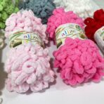 ⁦خيوط اليز بوفي الناعمة لصنع البطانية والشال والملابس - 9 متر - 100 جرام⁩ - الصورة ⁦2⁩