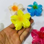 ⁦مساكة شعر شكل وردة الوان زاهية يمكن استعمالها للذيل والكعكة ترند 2025⁩ - الصورة ⁦2⁩