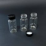 علبة زجاجية سميكه فارغة متعددة الاستعمالات عبوة 30 مل مع غطاء بلاستيك محكم الاغلاق