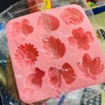 ⁦قالب سيليكون ثلاثي الابعاد اشكال زهور وحلوى لصنع الشكلاطة وتزيين الكيك⁩ - الصورة ⁦7⁩