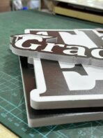 ⁦لوحة جلسات تصوير مشاريع التخرج بعبارات مختلفة⁩ - الصورة ⁦3⁩