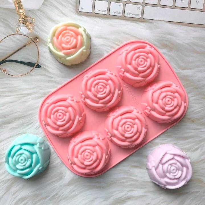 photo_4_2025-02-05_17-52-10 قالب سيلكون بشكل وردة 6 فجوات متعددة الاستعمالات لصنع الشوكلاتة والصابون والشمع MA93 - الصورة 1