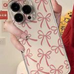 كفر هاتف ايفون شفاف بنقش فيونكة وردية ترند WFHM77