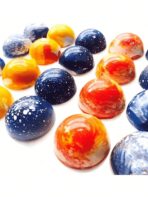 ⁦قالب شكلاطة فاخر اكريليك 24 تجويف لصنع حلويات فاخرة لتوزيعات⁩ - الصورة ⁦5⁩