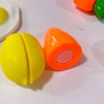 ⁦طقم لعبة مطبخ تقطيع فواكه وخضروات وغاز للأطفال ، بيض وصحن⁩ - الصورة ⁦6⁩