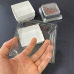 ⁦دستة 10 علب بيضاء غطاء بلاستيك متعدد الاستعمال للكيك وتوزيعات خلوط العيد والمناسبات⁩ - الصورة ⁦5⁩