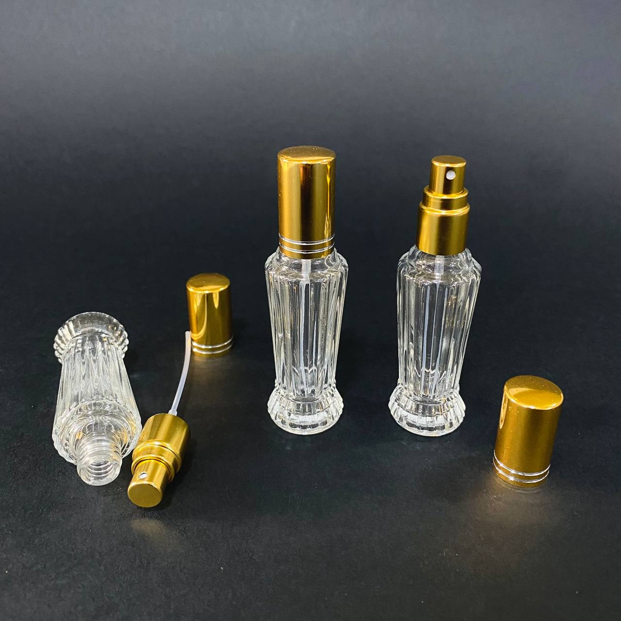 photo_2_2025-05-04_22-14-50 عبوة تقسيم عطر زجاجية فاخرة 15 مل ، تقسيمات العطور الاصلية - الصورة 1