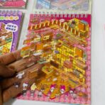 ⁦دفتر ملصقات عالم ثلاثي الابعاد كيرومي / ميلودي ، طوابع شفافة مع غرف الديكور⁩ - الصورة ⁦2⁩