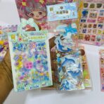 ⁦طقم هدية ملصقات ترند 5000 طابع بناتية⁩ - الصورة ⁦7⁩