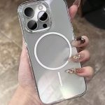 كفر نصف شفاف بشحن مغناطيسي 🧲 قابل لطيء WFHM77