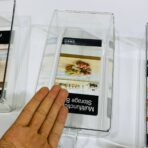 ⁦منظم ثلاجة فاخر شفاف 3 أحجام مع ذراع سهل الحمل⁩ - الصورة ⁦7⁩