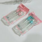 ⁦طقم 2 عبوات بخاخ + لوشن كريم شامبو - 100 مل - لون أزرق & وردي⁩ - الصورة ⁦4⁩